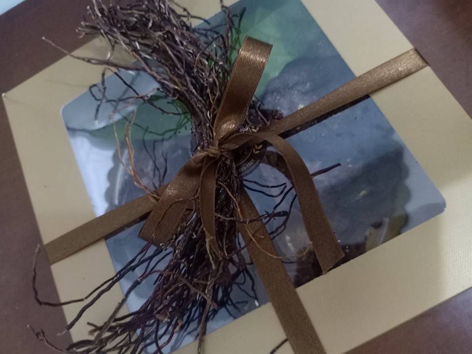 C:\Users\GCPI-ROBBY\Desktop\chocolate queen\PHOTOS\FEATURED ARTICLES\8C - FATHERS DAY CAKE\C.jpg