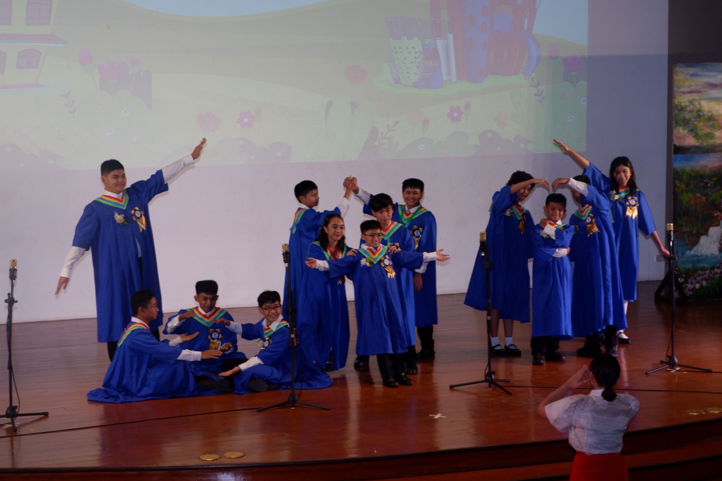 C:\Users\GCPI-ROBBY\Desktop\MINERVA STOCK ARTICLE\BATCH 1\39- Grade 6 Graduates' Speech Choir as their collective farewell message.JPG