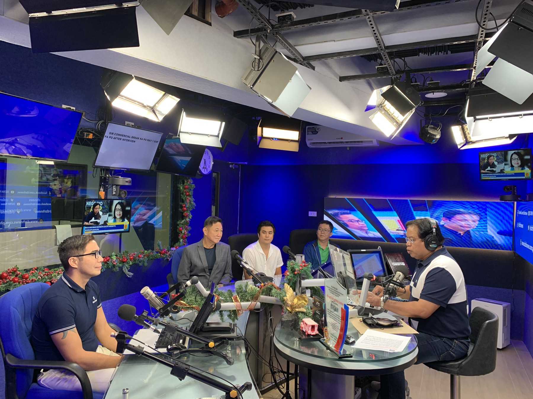 C:\Users\GCPI-ROBBY\Desktop\PRS\PR 90 - FIRST CIRCLE\3. First Circle Head of Acquisition Alan Smyth being interviewed with our clients from Clixlogic and WeServe.jpg