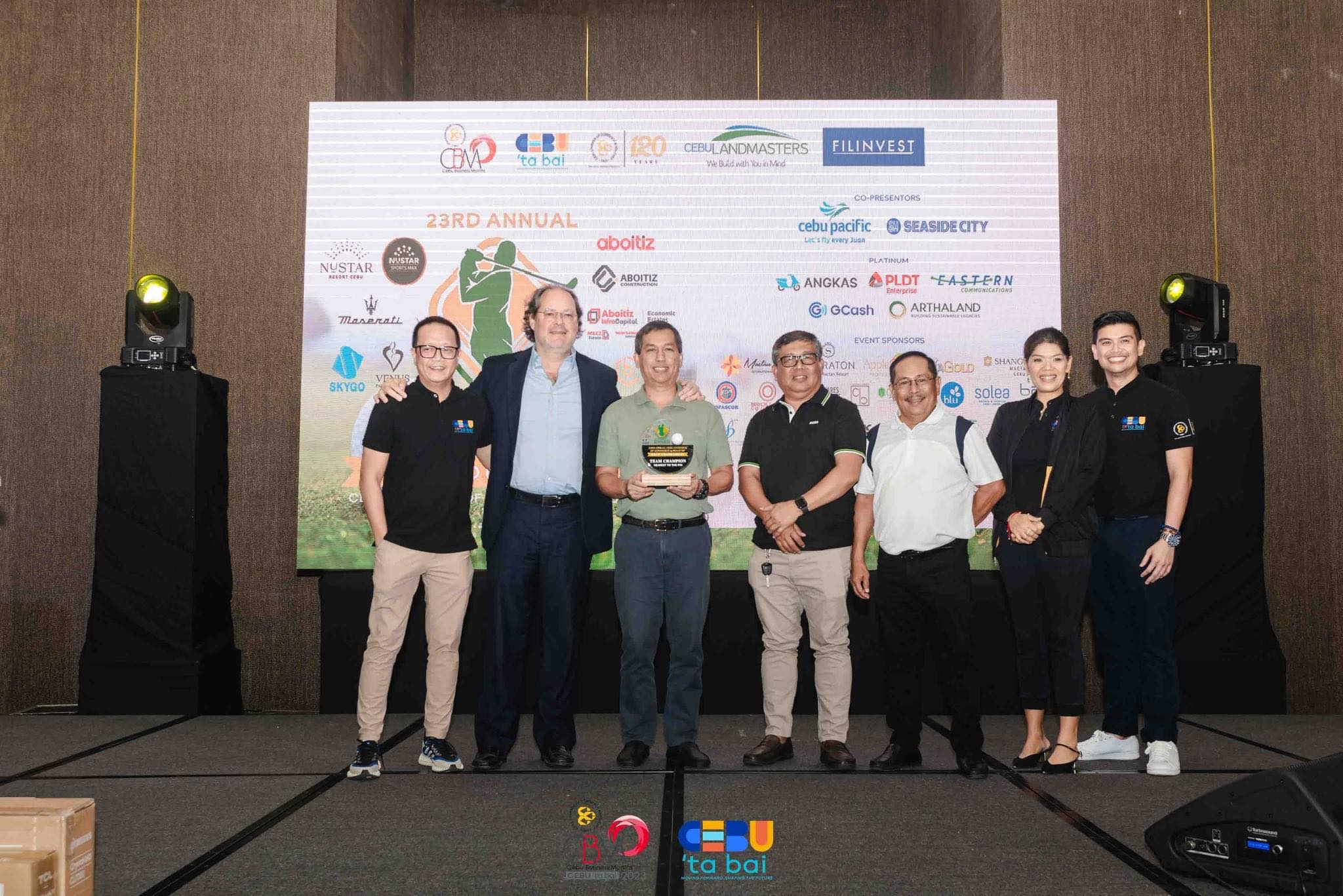 C:\Users\GCPI-ROBBY\Desktop\PRS\BUSINESS IN GOLF AWARDING\14.jpg