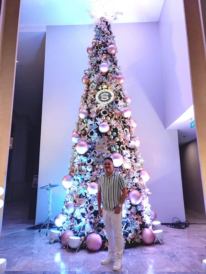 C:\Users\GCPI-ROBBY\Desktop\SHERATON TREE LIGHTING PHOTOS\16.jpg