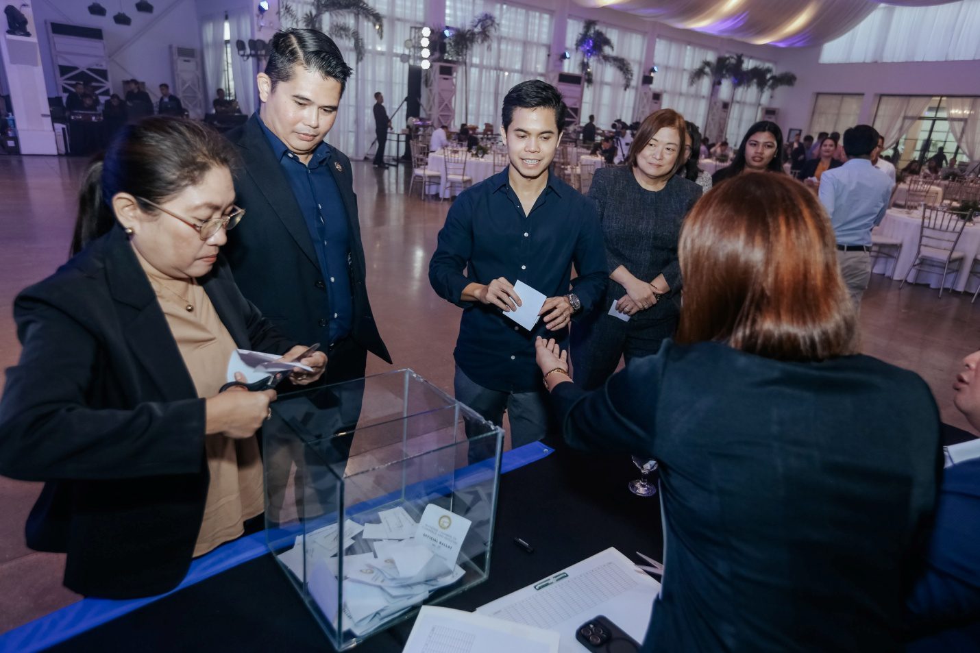 C:\Users\GCPI-ROBBY\Desktop\PRS\PR 7 - CHAMBER NIGHT\D.jpg