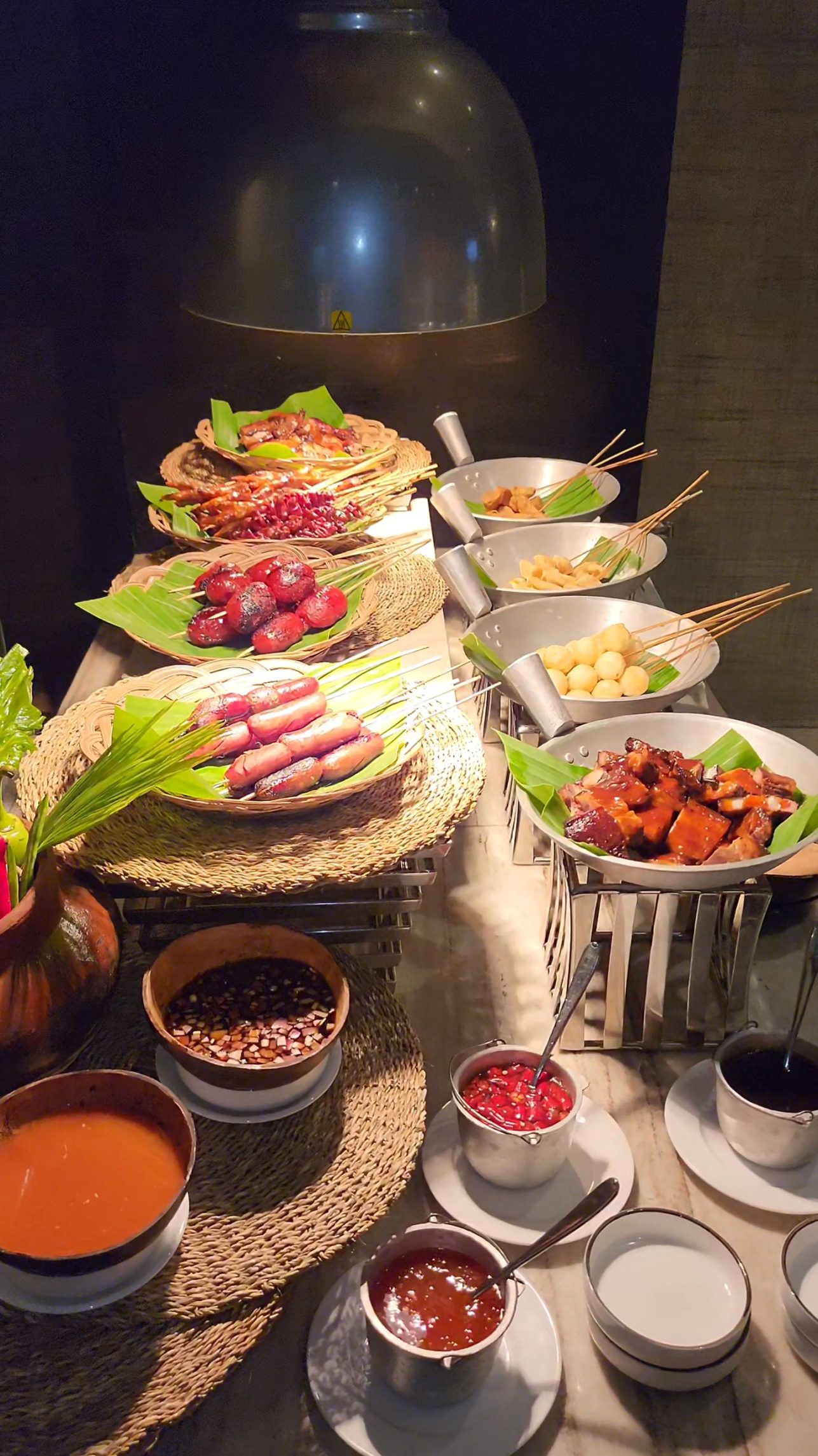 C:\Users\GCPI-ROBBY\Desktop\SAVOY\BUFFET 1.jpg