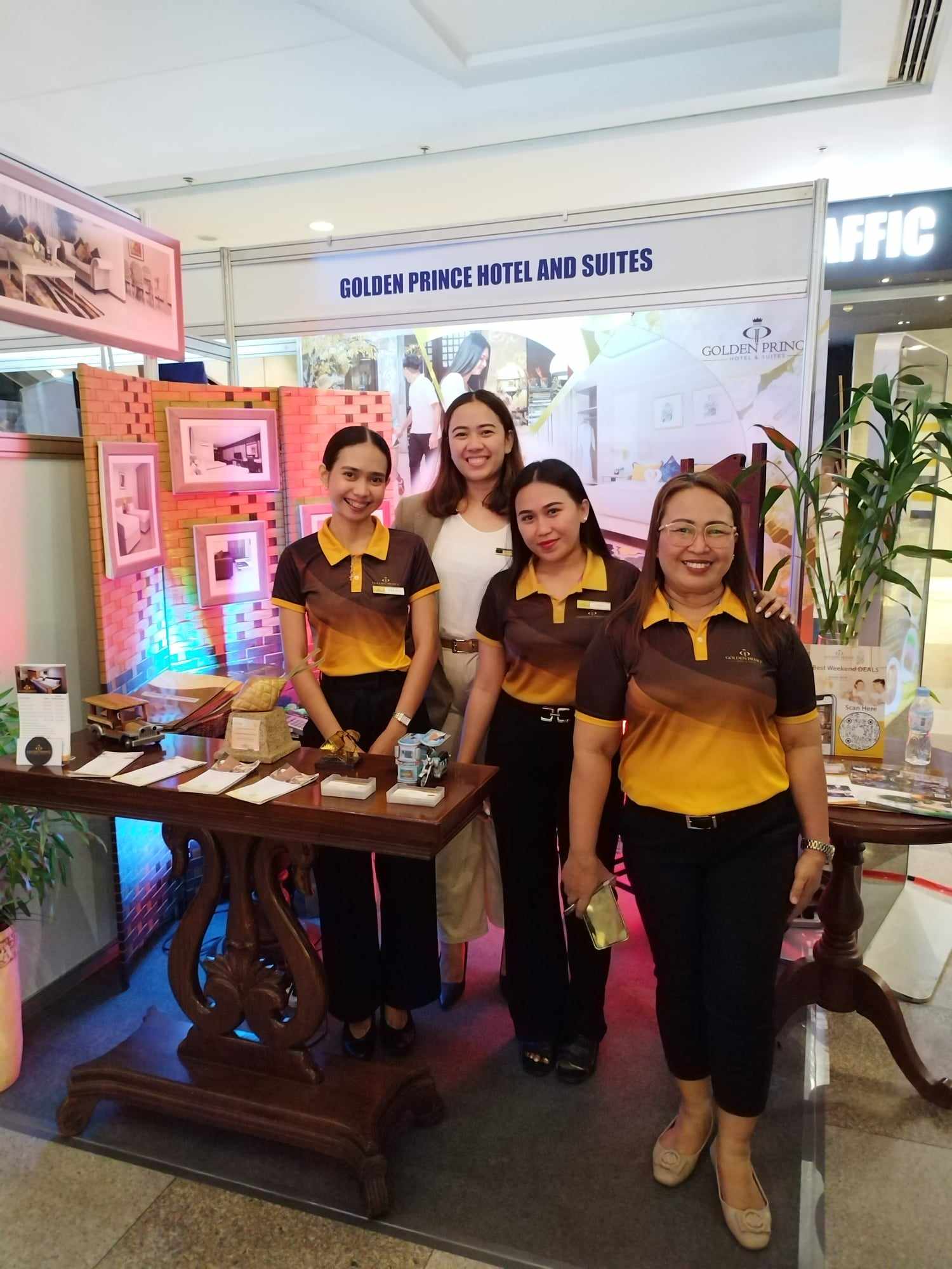 C:\Users\GCPI-ROBBY\Desktop\PRS\CEBU TRAVEL CATALOGUE\18.jpg