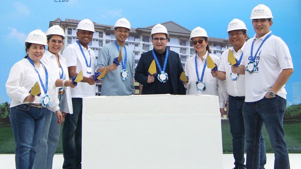 C:\Users\GCPI-ROBBY\Desktop\PRS\FLI OOC B8 Topping Off.jpg