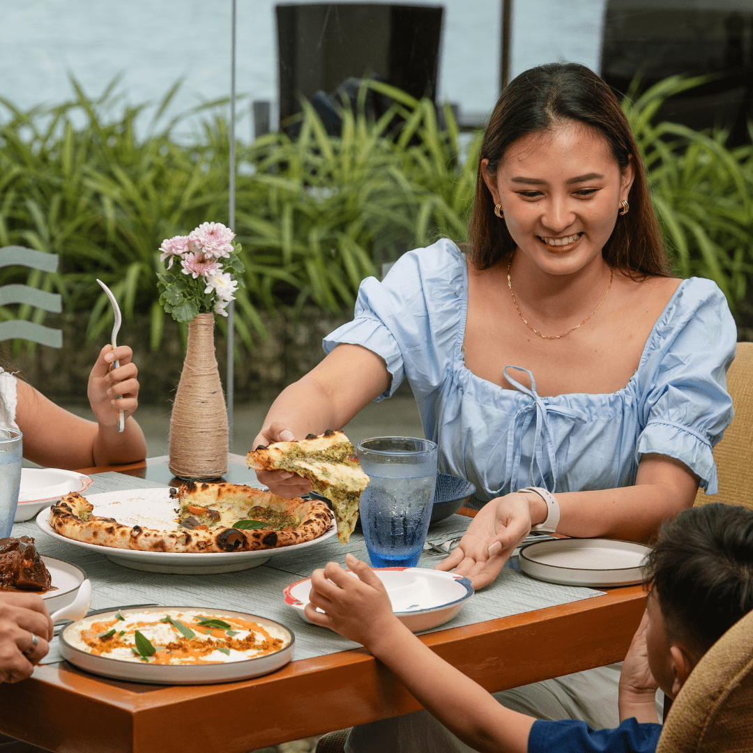 C:\Users\GCPI-ROBBY\Desktop\PR 2024\Delight in up to 15% off dining add-ons and additional Php 500 dining credits per night for Shangri-La Circle Members.png