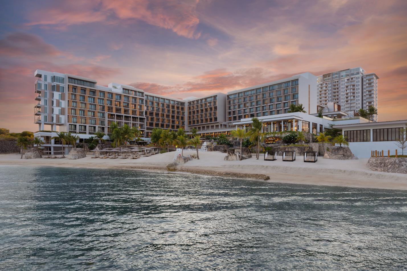 SHE_CEBSI_Evening_Facade(1)