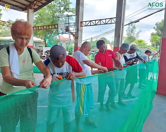 fishing net mending 1(1)