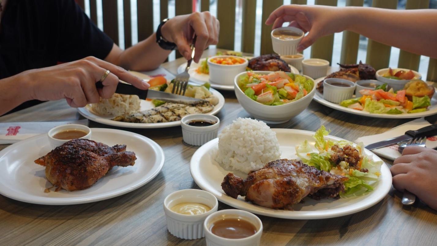 3 Kenny Rogers Roasters Food(1)