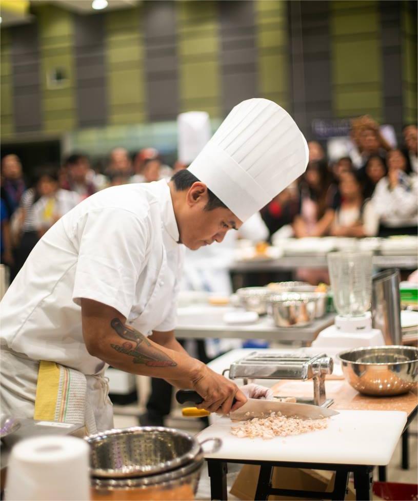 42450970_1953272134719500_6200078938690027520_n(1)