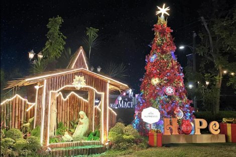 The Mactan Newtown Christmas Launch(1)