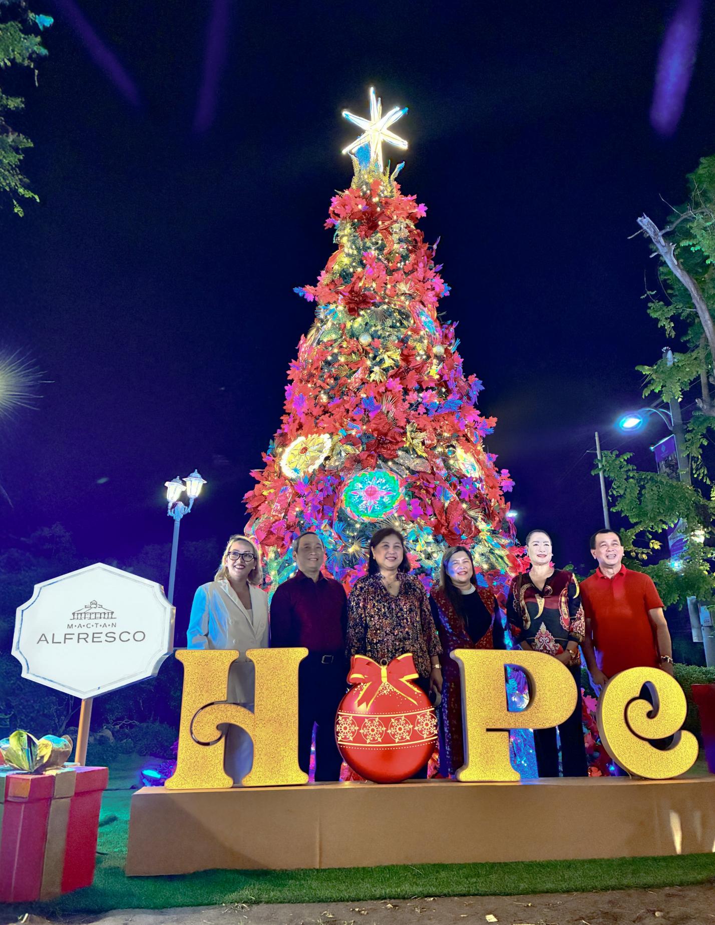 The Mactan Newtown - Tree of Hope(1)