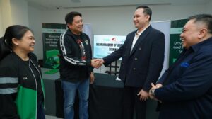 ffdc078d-015b-4619-9a44-0b2baf4d348e(1)