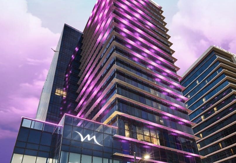 Photo 1 - Hotel Facade(1)