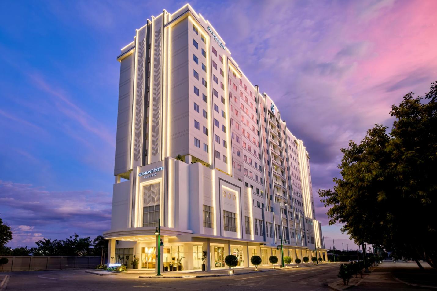 Photo 3 - Facade