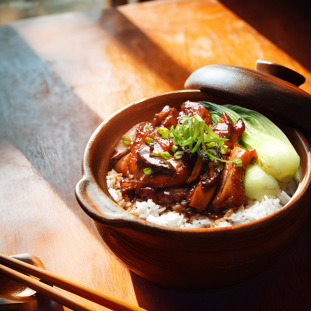 Claypot-Soy-Glazed-Chicken-with-Mushroom