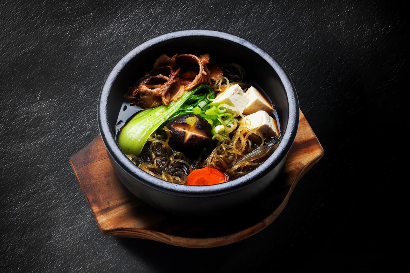 Warm-Noodle-Soup-Vegetable-Ramen