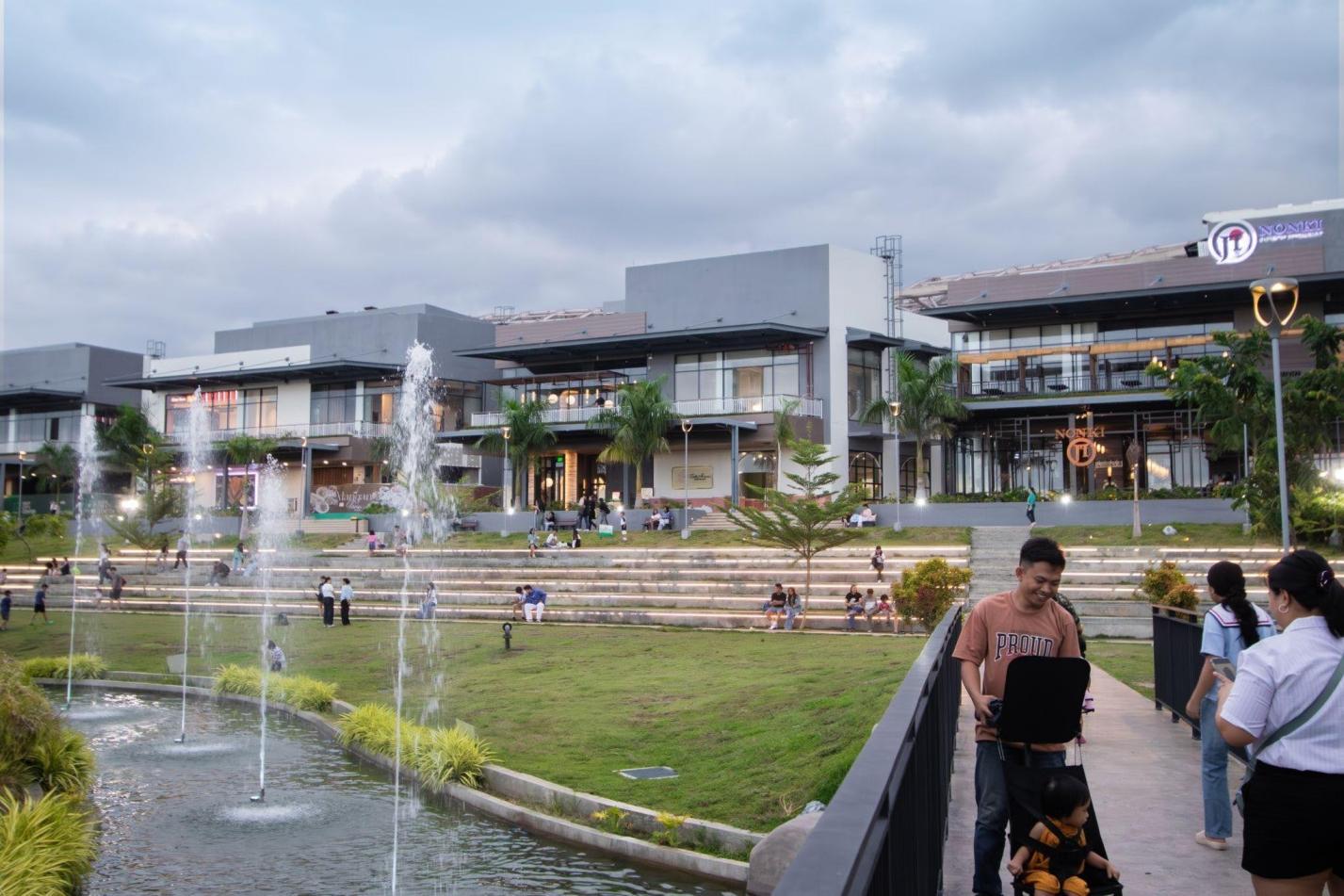 Photo 2 - Cebu Landmasters lines up P25B project launches as recurring businesses gain momentum
