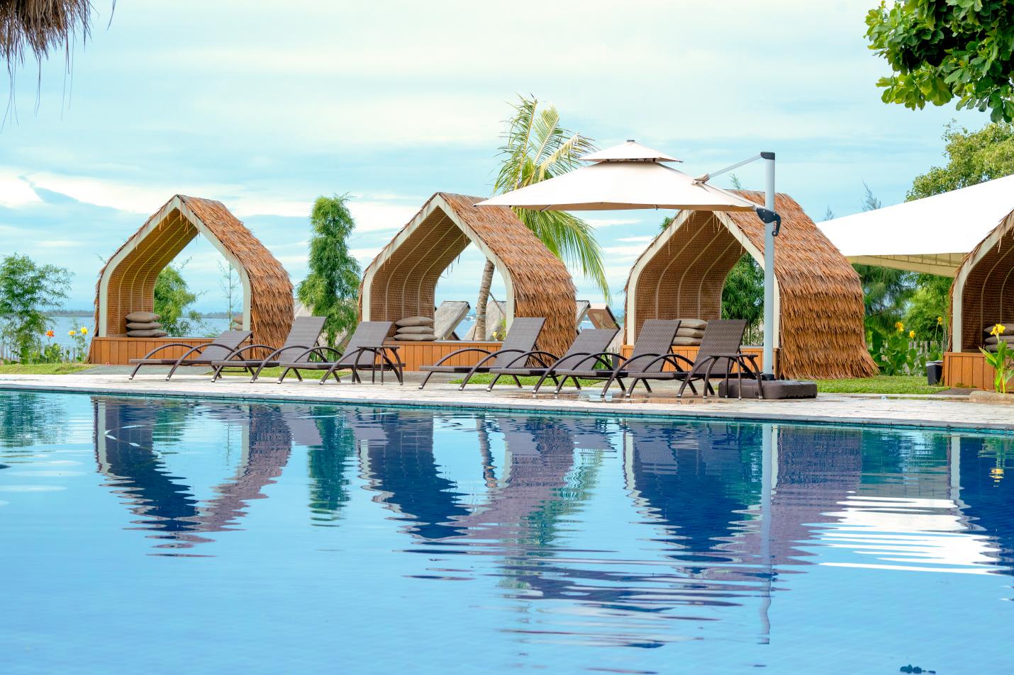 Beach Infinity Pool(1)