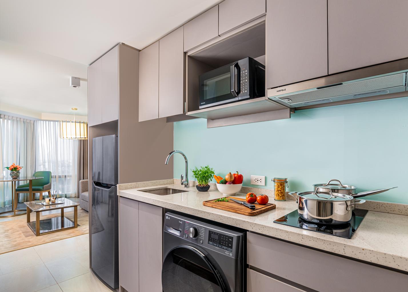 SR_Philippines_Cebu_Som Gorordo Cebu_1BR - Kitchen